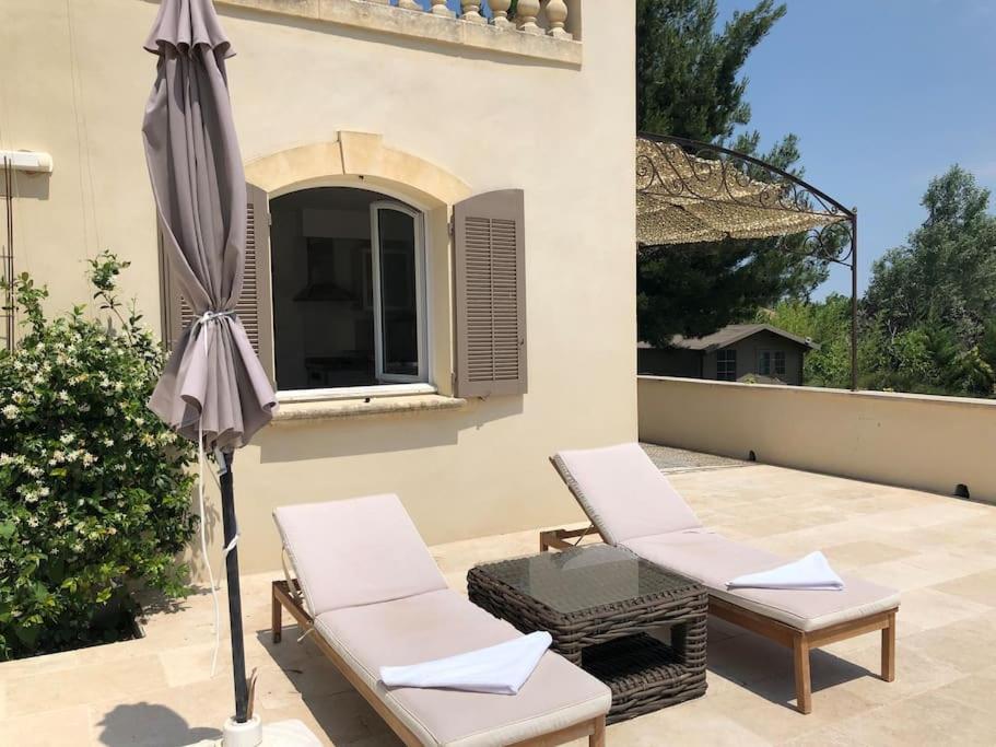 Appartement Dans Bastide A Saint Remy De Provence Экстерьер фото