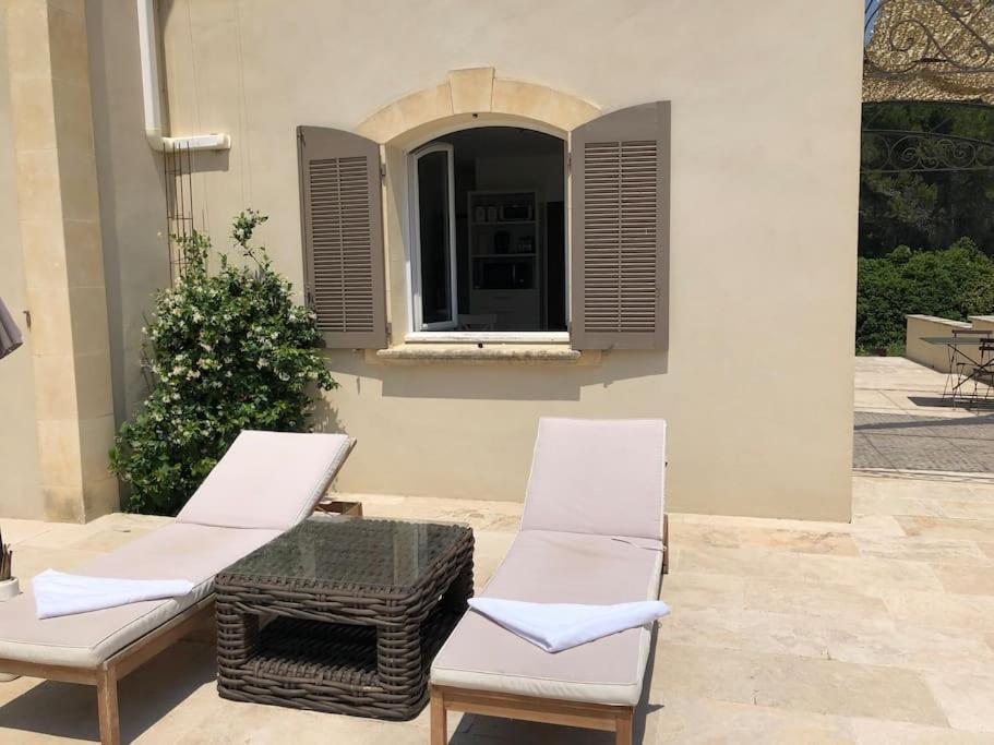 Appartement Dans Bastide A Saint Remy De Provence Экстерьер фото