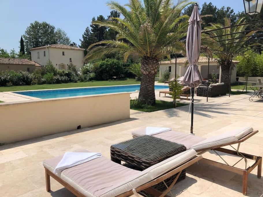 Appartement Dans Bastide A Saint Remy De Provence Экстерьер фото
